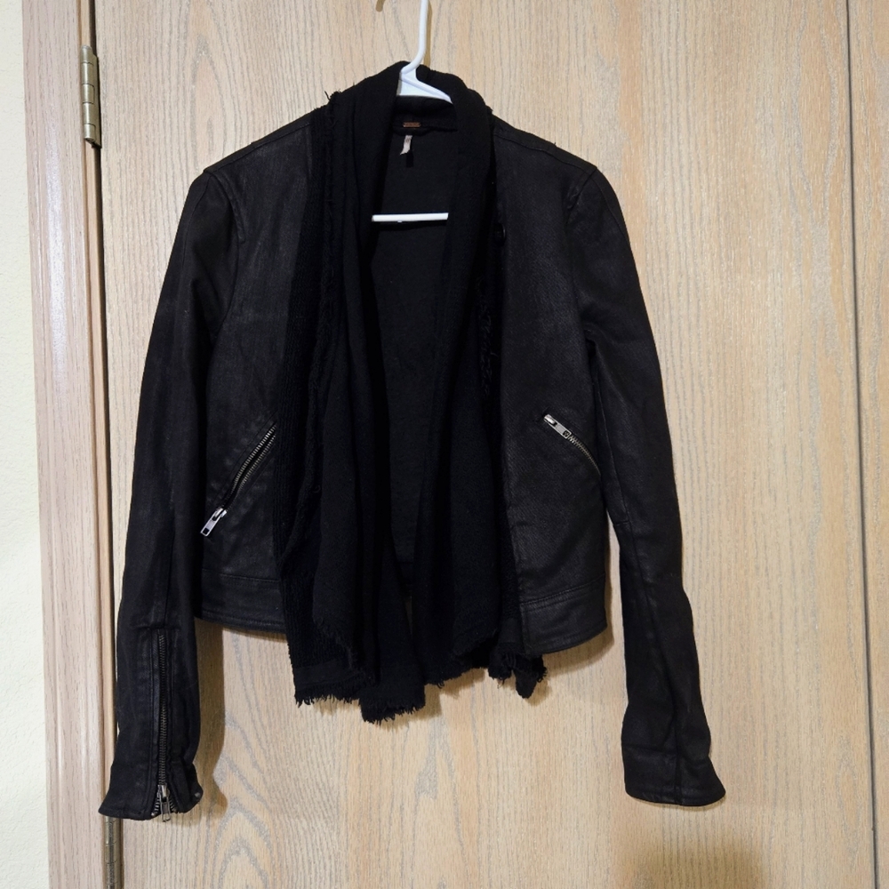 Free people. Scarf jacket.EUC - Picture 3 of 12